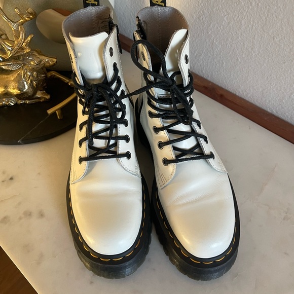 Doc Martens - Picture 2 of 4